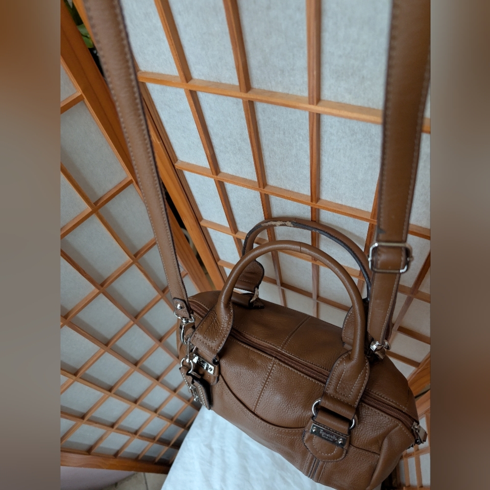 Italian Leather Brown Shoulder Crossbody Bag | Satchel by Tignanello *Imperfect - Picture 10 of 15